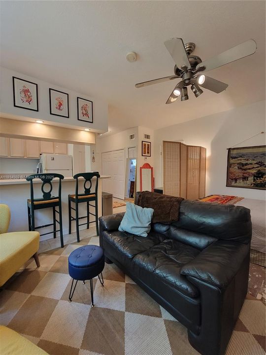 For Sale: $219,000 (0 beds, 1 baths, 440 Square Feet)