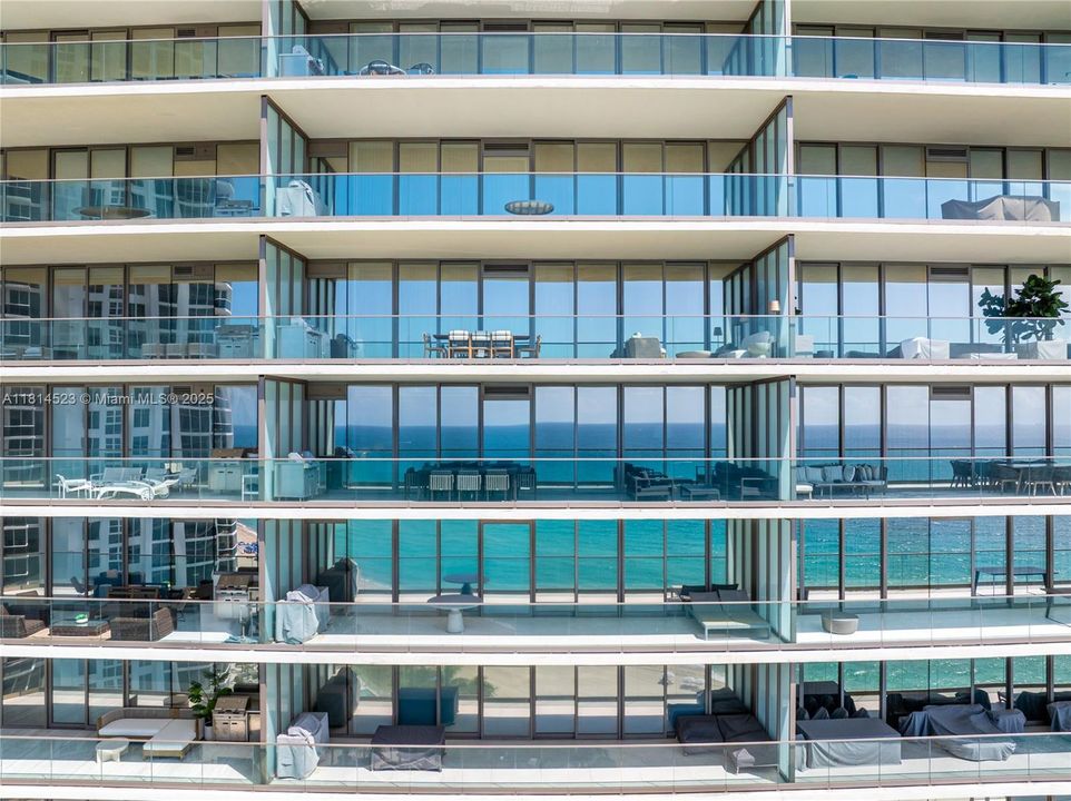 На продажу: $4,590,000 (3 спален, 3 ванн, 2271 Квадратных фут)