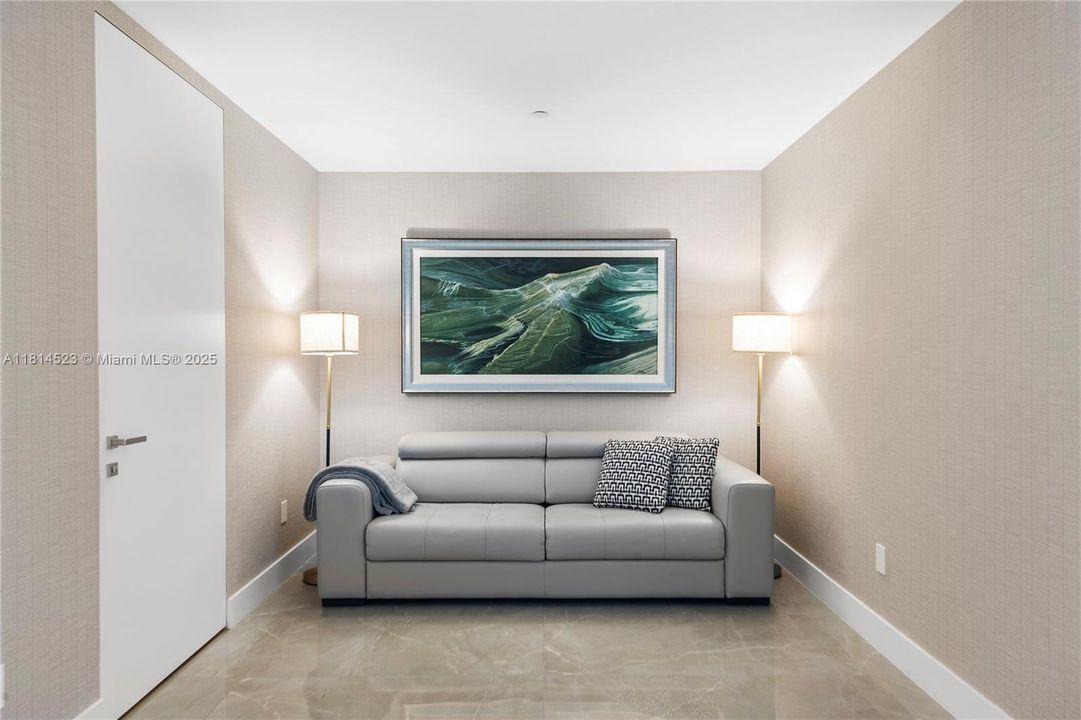 На продажу: $4,590,000 (3 спален, 3 ванн, 2271 Квадратных фут)