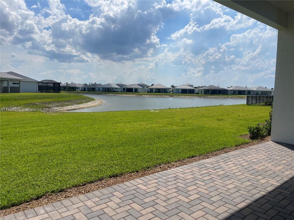 В аренду: $5,800 (3 спален, 3 ванн, 2130 Квадратных фут)