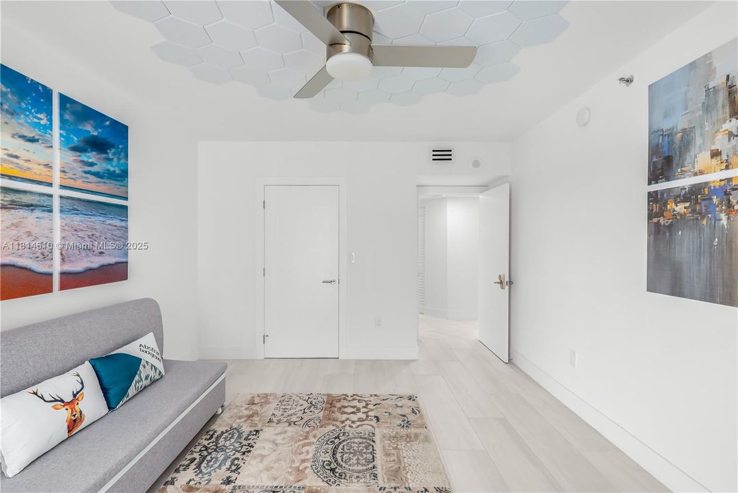 待售: $1,495,000 (3 贝兹, 2 浴室, 2270 平方英尺)