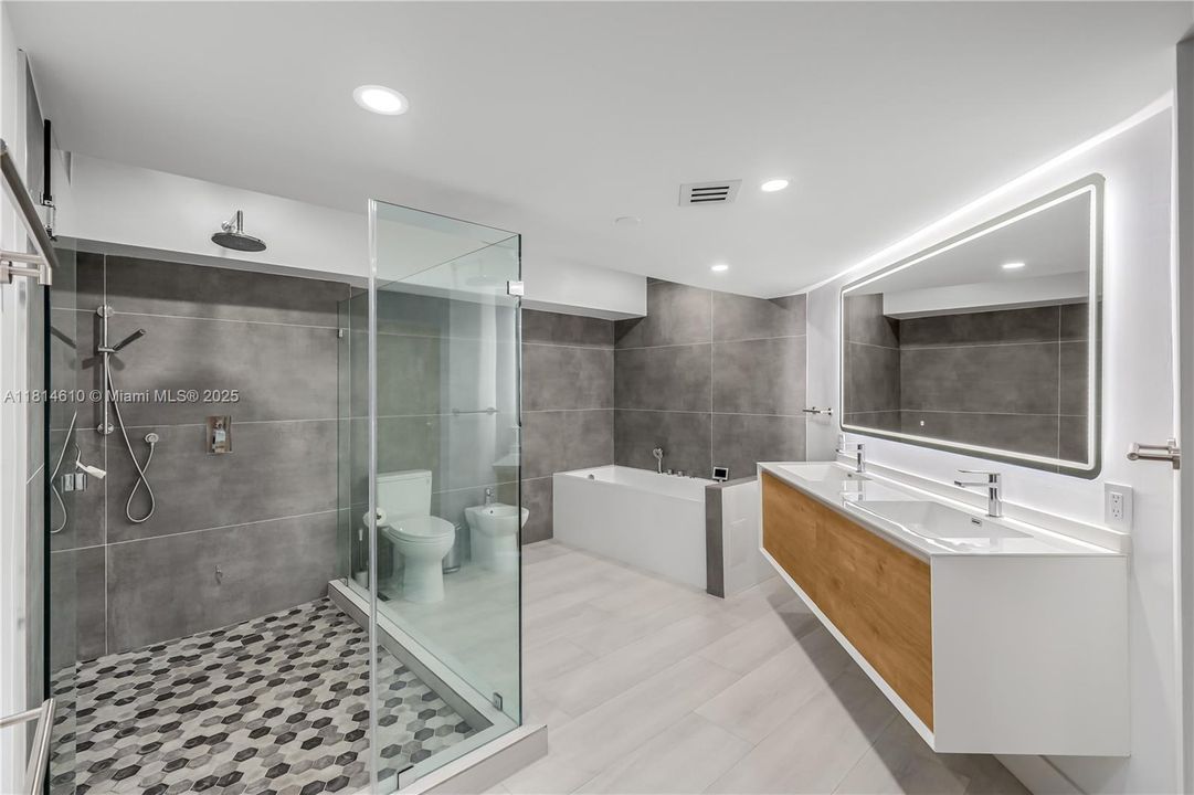 待售: $1,495,000 (3 贝兹, 2 浴室, 2270 平方英尺)