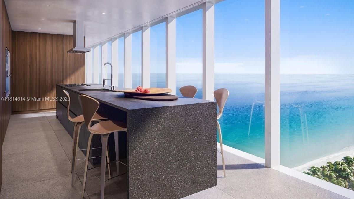 The sophisticated and elegant MINOTTI CUCINE ( color selection available)