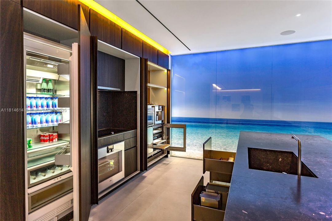 En Venta: $2,950,000 (3 camas, 3 baños, 2913 Pies cuadrados)