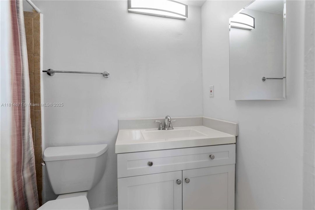 Recently Sold: $1,099,998 (0 beds, 0 baths, 2619 Square Feet)