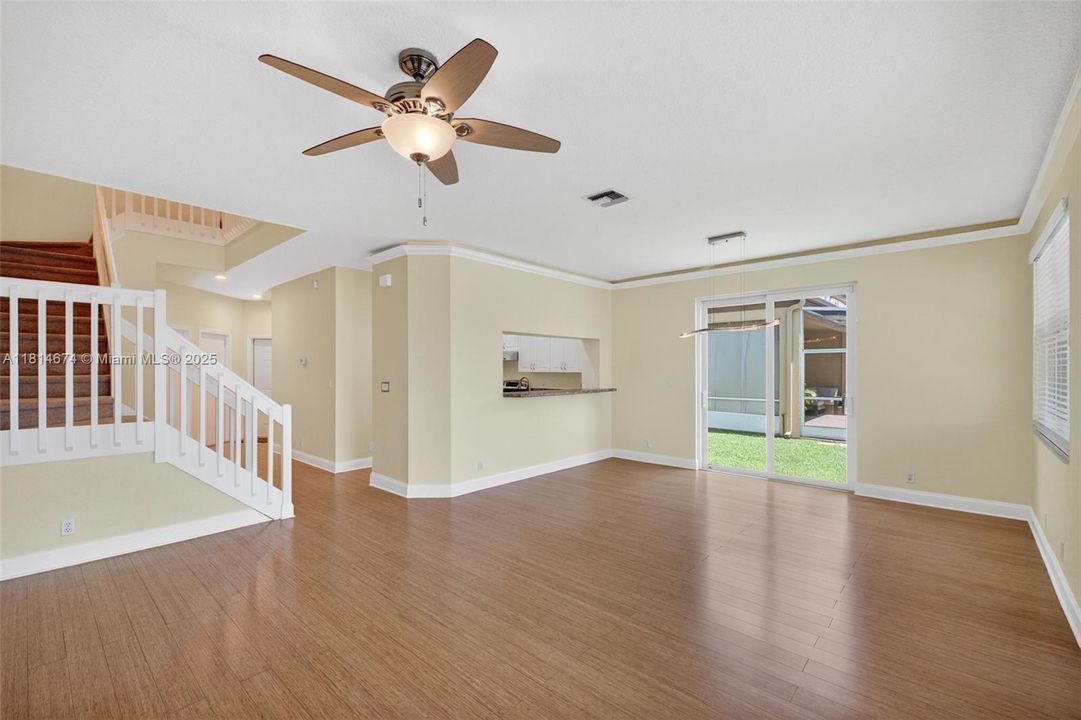 Recently Sold: $519,000 (3 beds, 2 baths, 1877 Square Feet)