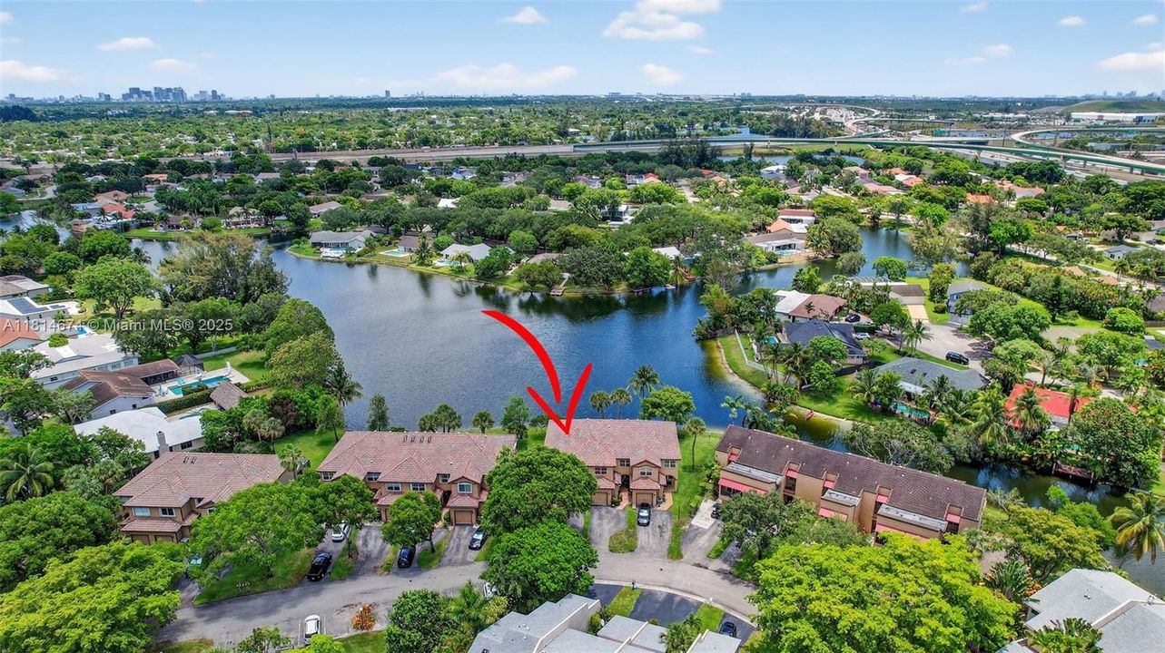 Recently Sold: $519,000 (3 beds, 2 baths, 1877 Square Feet)