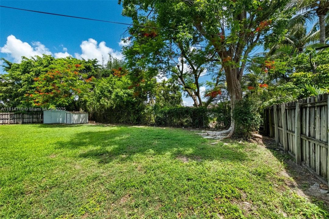 Recently Sold: $699,000 (3 beds, 2 baths, 1532 Square Feet)