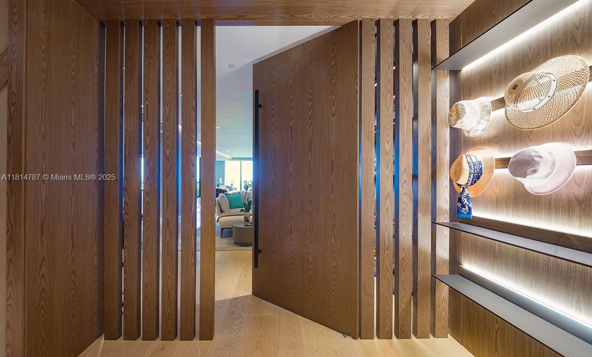 Private Foyer