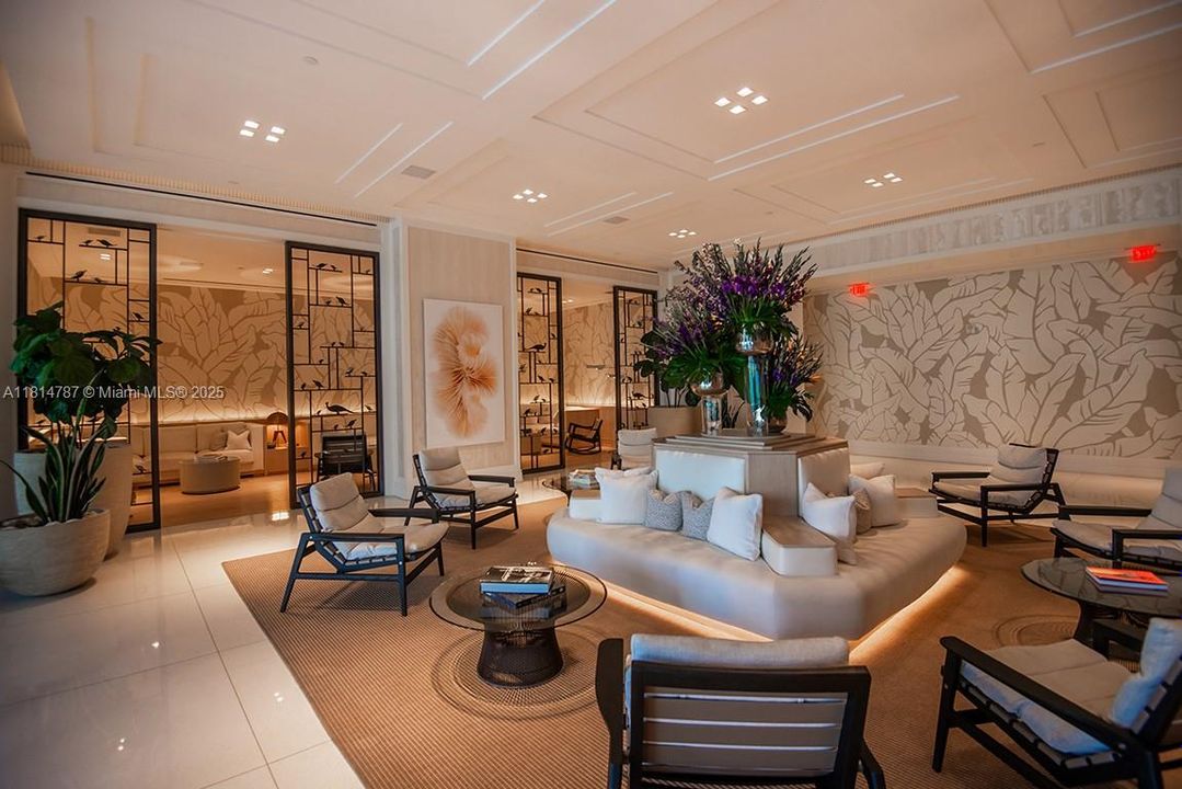 Exclusive Owners Lounge