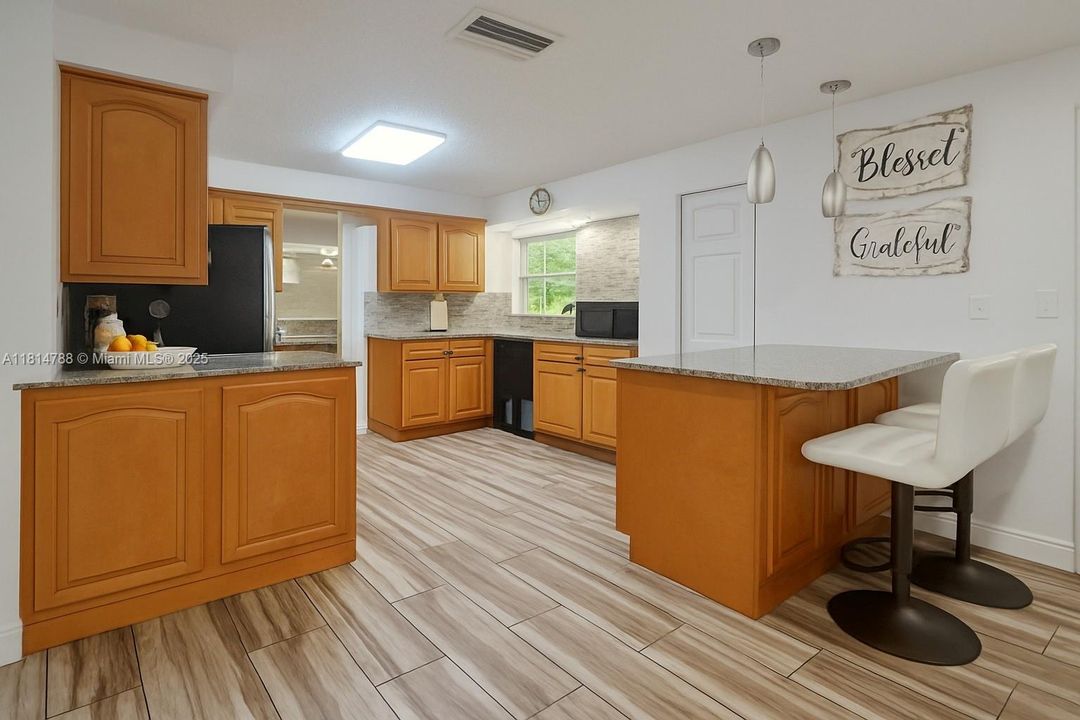 待售: $514,900 (4 贝兹, 2 浴室, 1434 平方英尺)