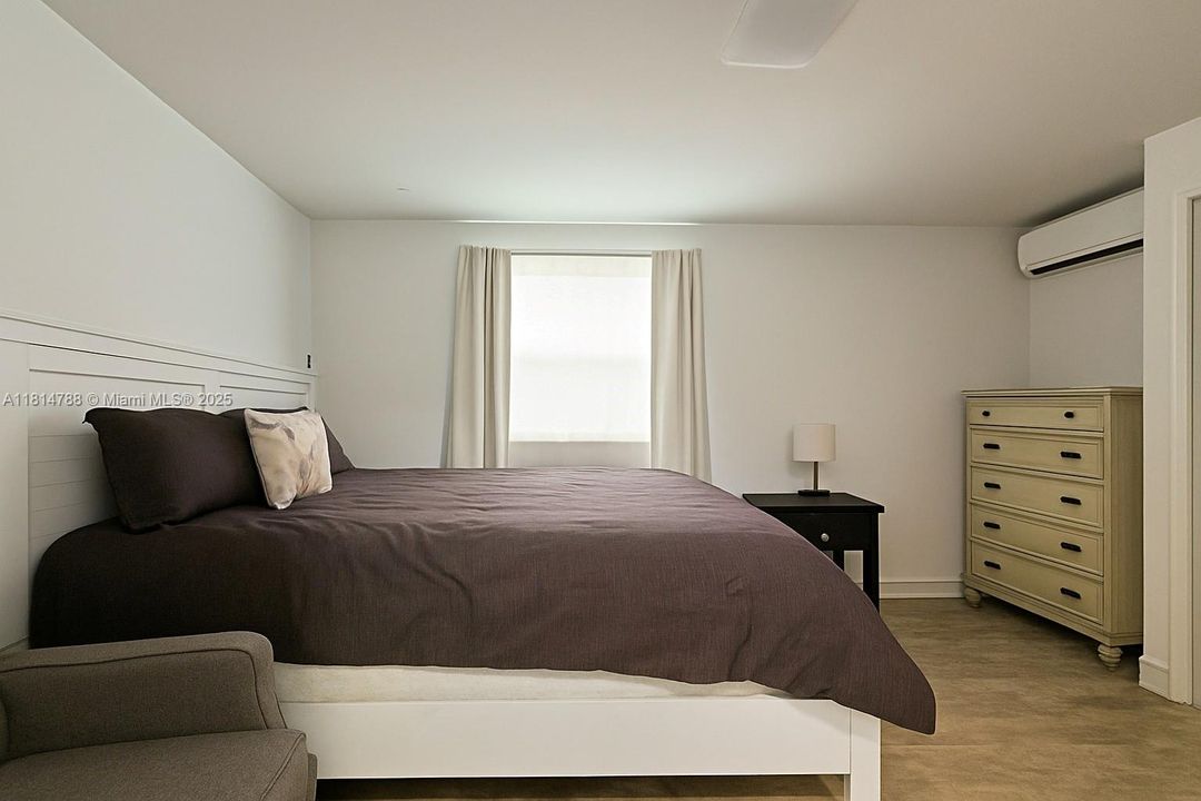 待售: $514,900 (4 贝兹, 2 浴室, 1434 平方英尺)