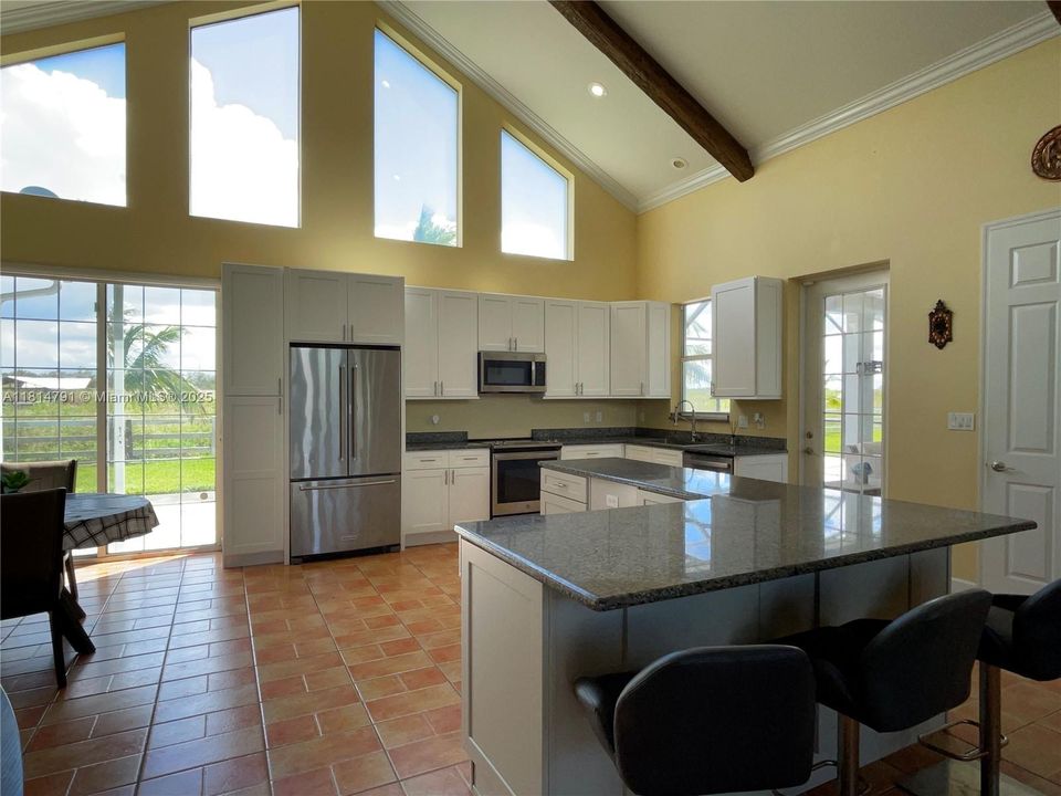 For Sale: $810,000 (4 beds, 2 baths, 2665 Square Feet)