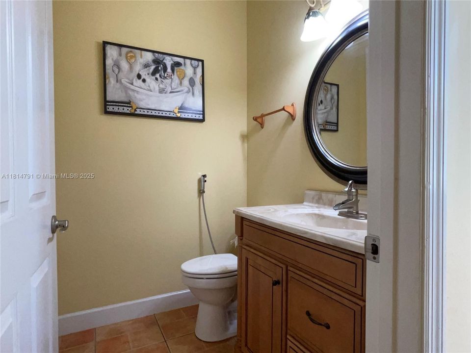 For Sale: $810,000 (4 beds, 2 baths, 2665 Square Feet)