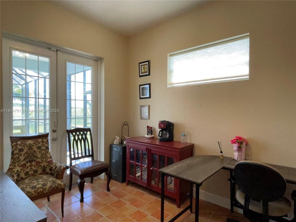 For Sale: $810,000 (4 beds, 2 baths, 2665 Square Feet)