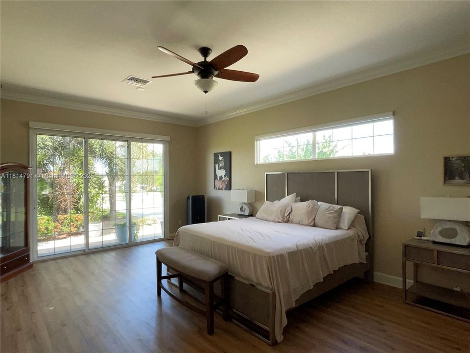 For Sale: $810,000 (4 beds, 2 baths, 2665 Square Feet)