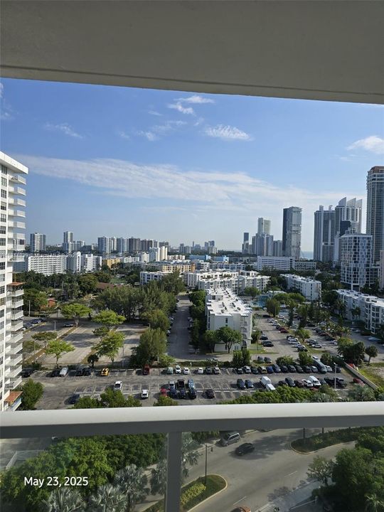 Activo con contrato: $350,000 (1 camas, 1 baños, 938 Pies cuadrados)