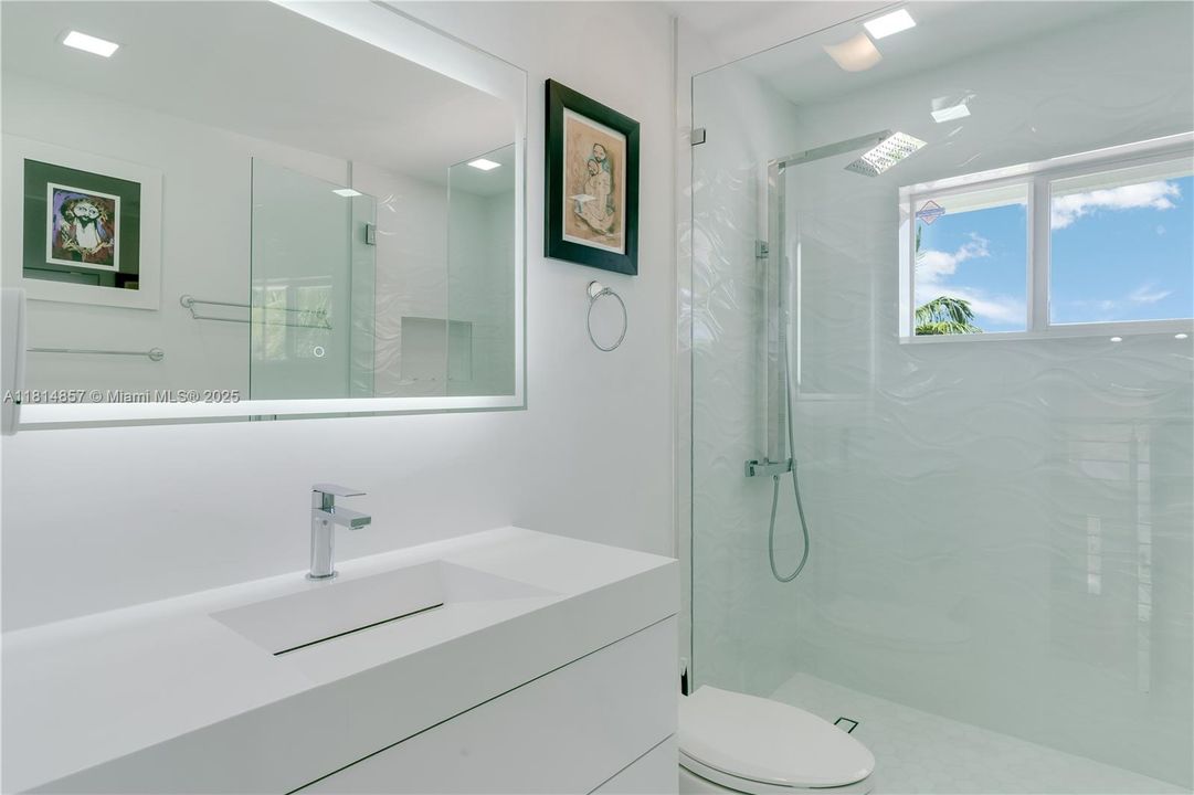 На продажу: $1,800,000 (4 спален, 3 ванн, 2730 Квадратных фут)