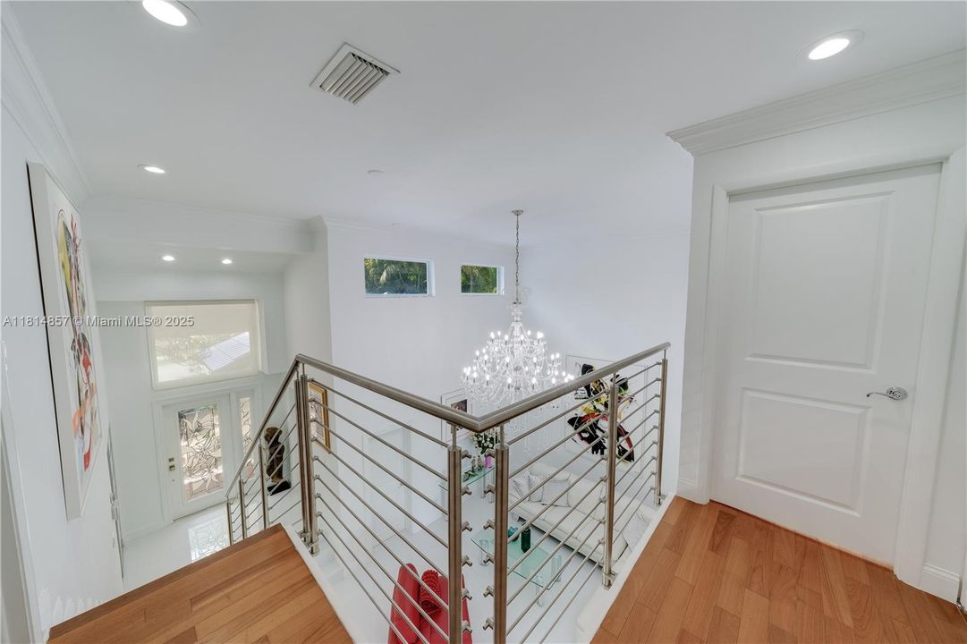 На продажу: $1,800,000 (4 спален, 3 ванн, 2730 Квадратных фут)