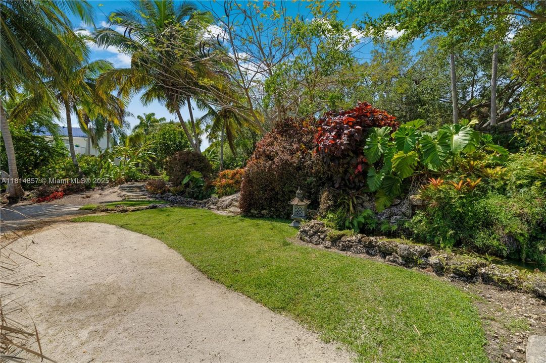 На продажу: $1,800,000 (4 спален, 3 ванн, 2730 Квадратных фут)