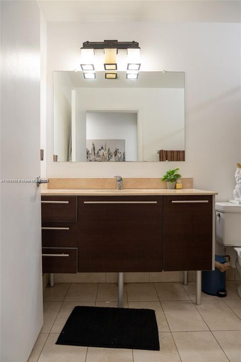 На продажу: $430,000 (1 спален, 1 ванн, 651 Квадратных фут)