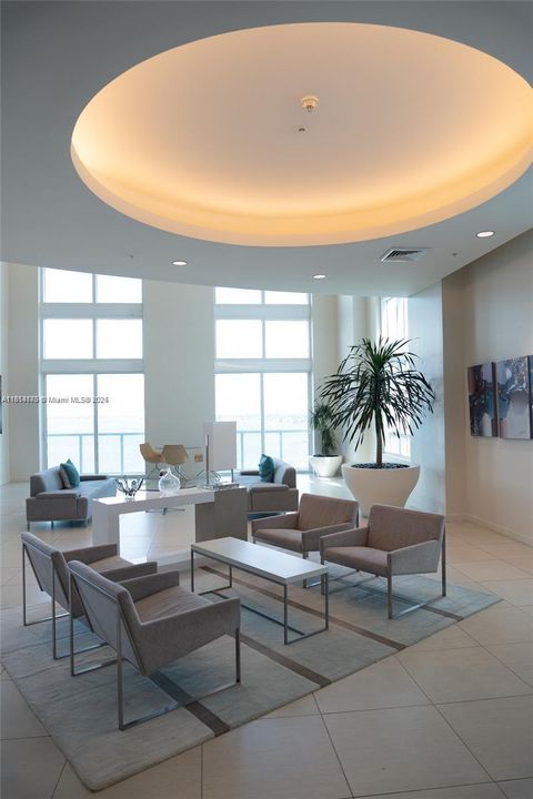 На продажу: $430,000 (1 спален, 1 ванн, 651 Квадратных фут)