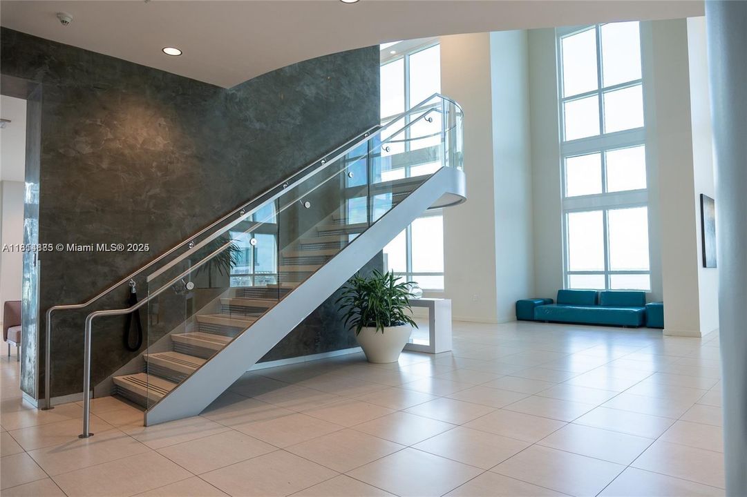 На продажу: $430,000 (1 спален, 1 ванн, 651 Квадратных фут)