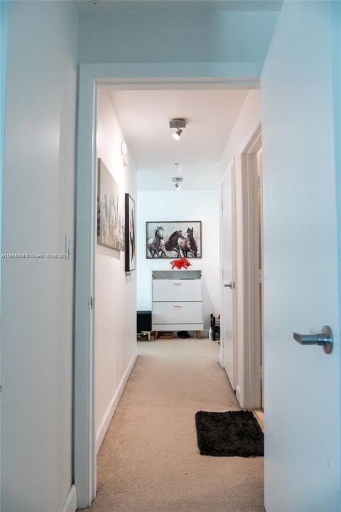 На продажу: $430,000 (1 спален, 1 ванн, 651 Квадратных фут)