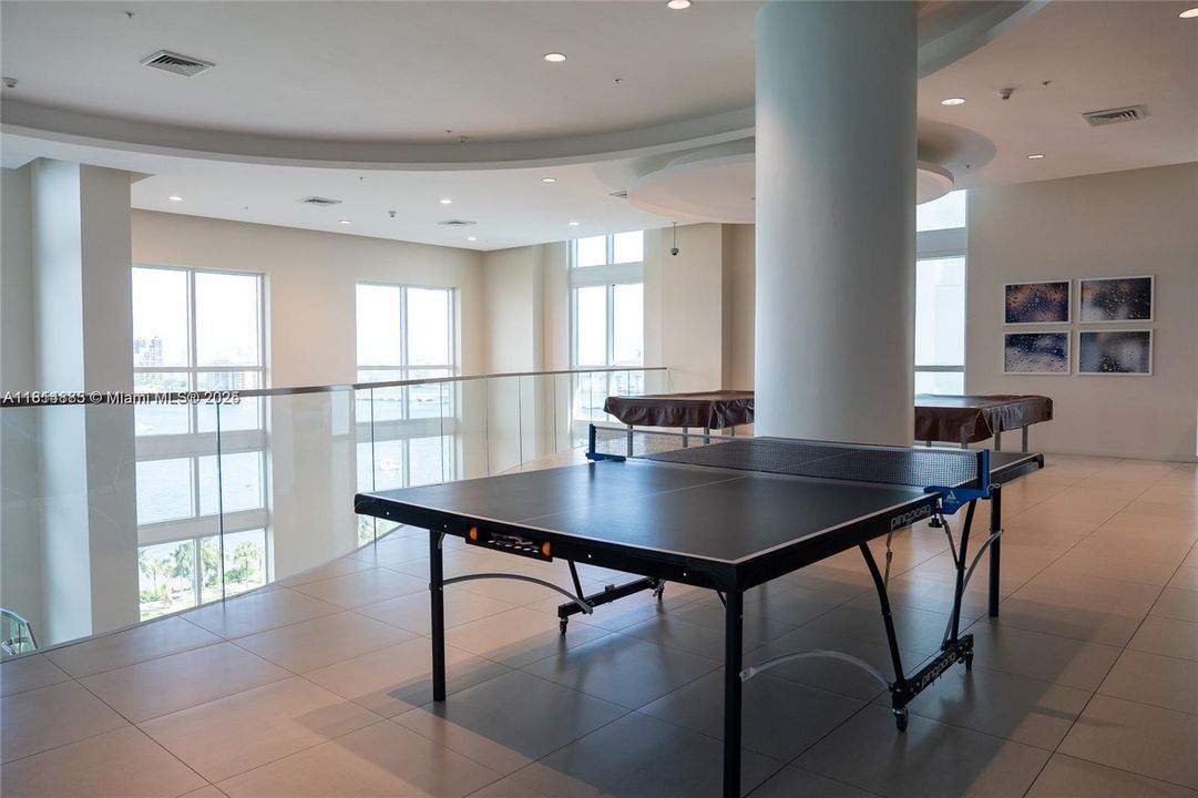 На продажу: $430,000 (1 спален, 1 ванн, 651 Квадратных фут)