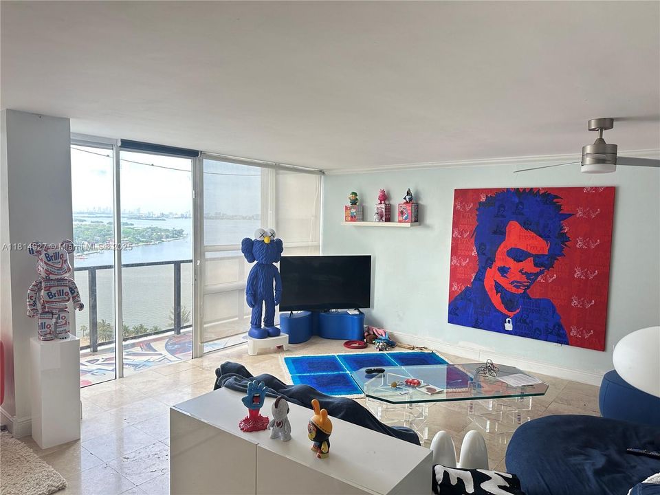 待售: $679,000 (2 贝兹, 2 浴室, 1850 平方英尺)