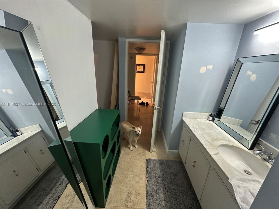 待售: $679,000 (2 贝兹, 2 浴室, 1850 平方英尺)