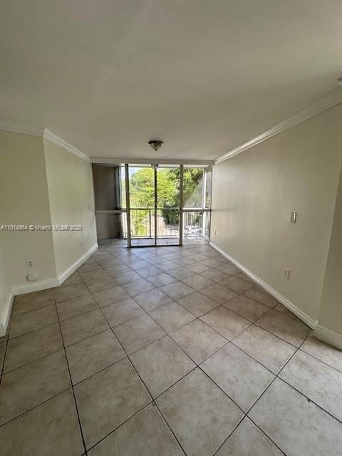 Active With Contract: $225,000 (2 beds, 2 baths, 908 Square Feet)