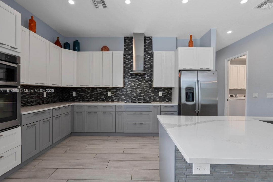 Recently Rented: $3,350 (3 beds, 2 baths, 2191 Square Feet)