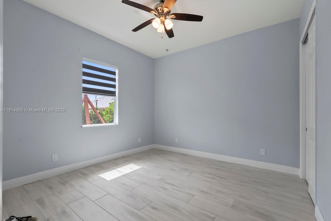 Recently Rented: $3,350 (3 beds, 2 baths, 2191 Square Feet)