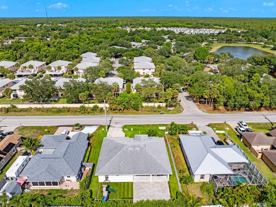 Recently Rented: $3,350 (3 beds, 2 baths, 2191 Square Feet)