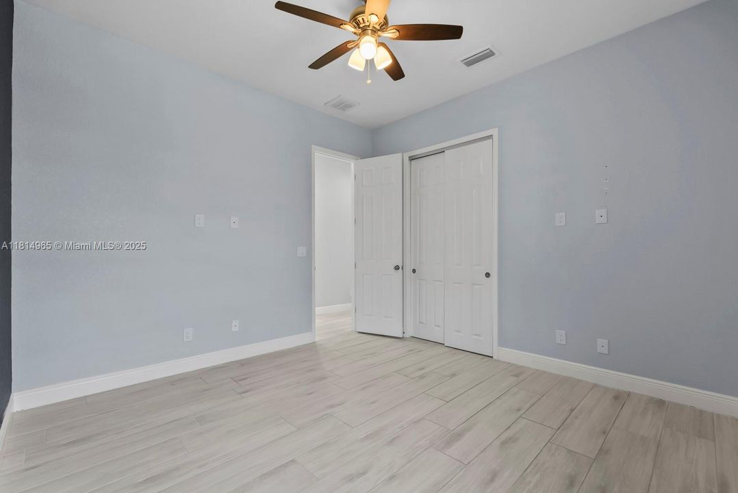 Recently Rented: $3,350 (3 beds, 2 baths, 2191 Square Feet)