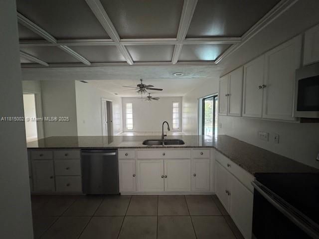 For Sale: $479,000 (3 beds, 2 baths, 2264 Square Feet)