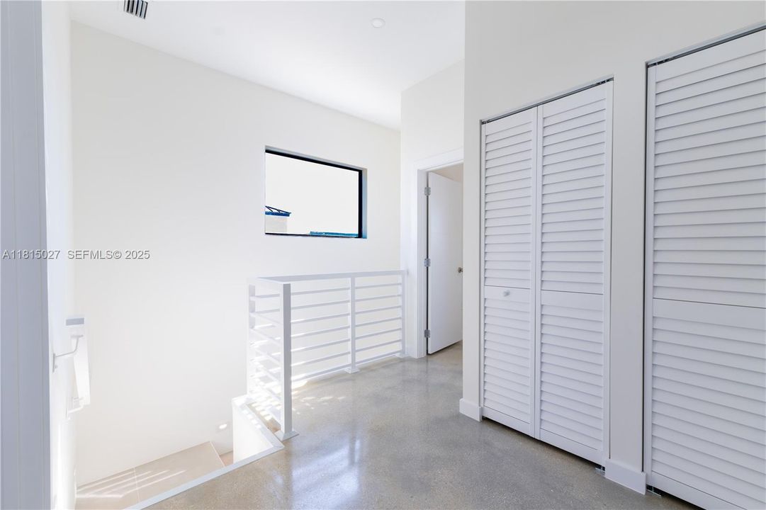 Recently Sold: $820,000 (3 beds, 3 baths, 0 Square Feet)