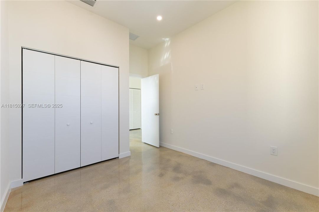 Recently Sold: $820,000 (3 beds, 3 baths, 0 Square Feet)