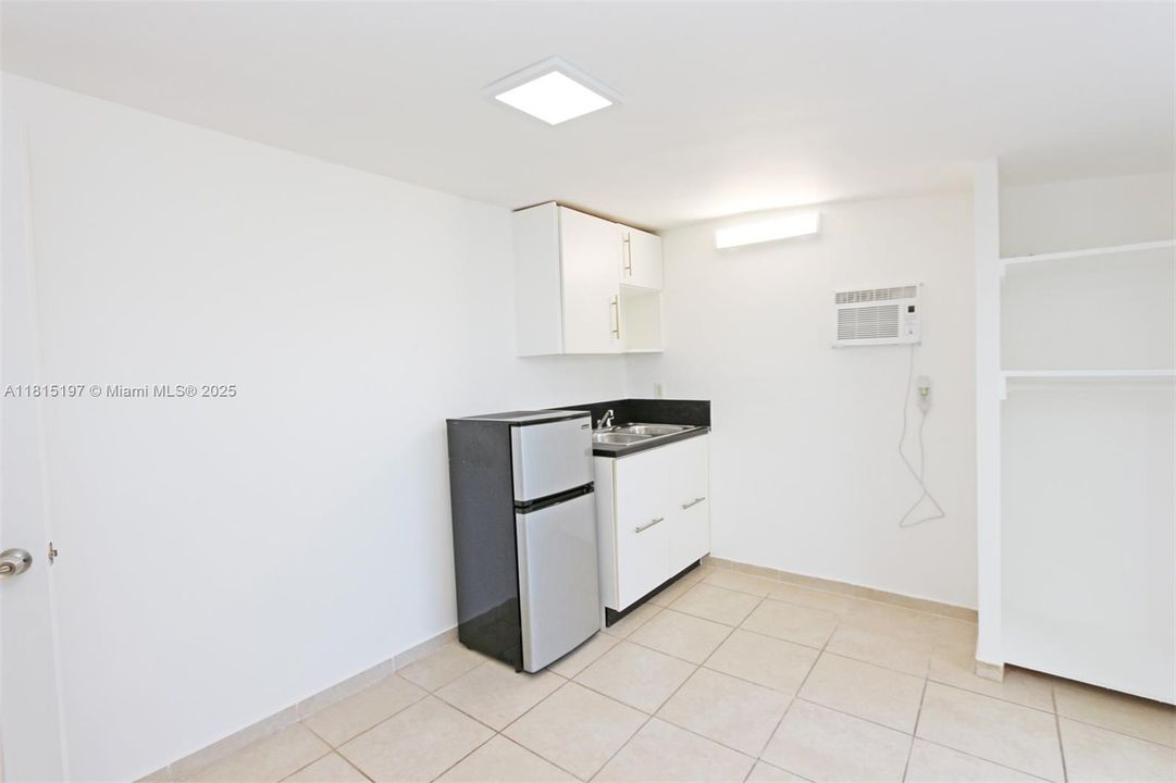 Recently Rented: $850 (0 beds, 1 baths, 0 Square Feet)