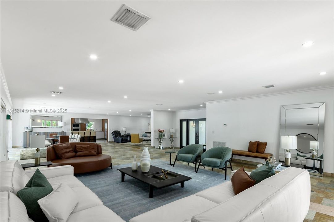 待售: $12,795,000 (6 贝兹, 6 浴室, 4085 平方英尺)