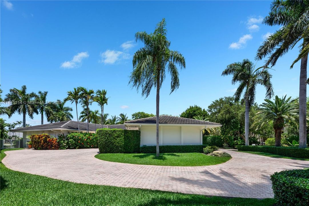 待售: $12,795,000 (6 贝兹, 6 浴室, 4085 平方英尺)