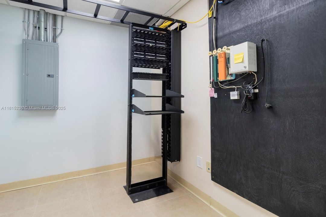 出租: $53 (0 贝兹, 0 浴室, 0 平方英尺)