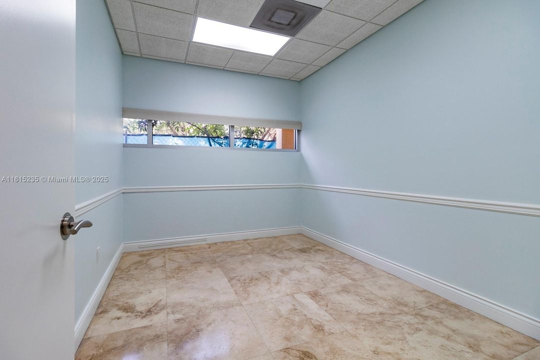 出租: $53 (0 贝兹, 0 浴室, 0 平方英尺)