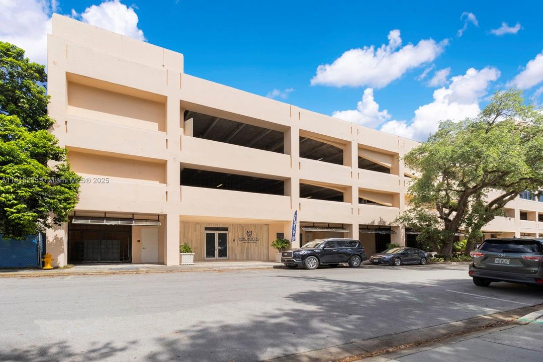 出租: $53 (0 贝兹, 0 浴室, 0 平方英尺)