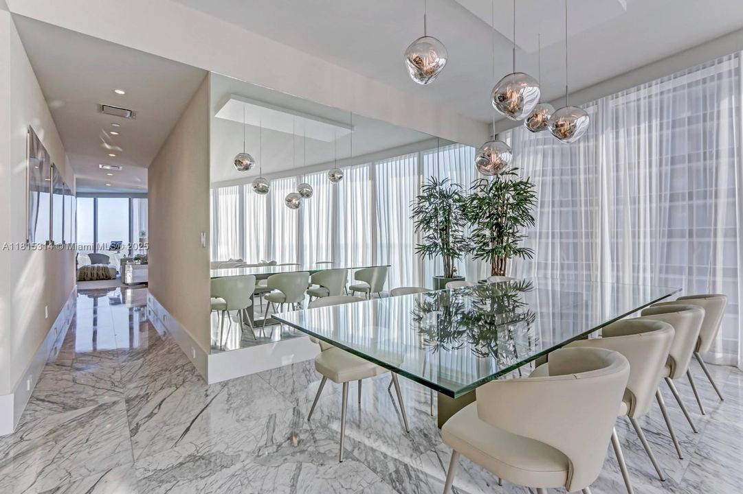 На продажу: $6,449,000 (3 спален, 4 ванн, 2688 Квадратных фут)