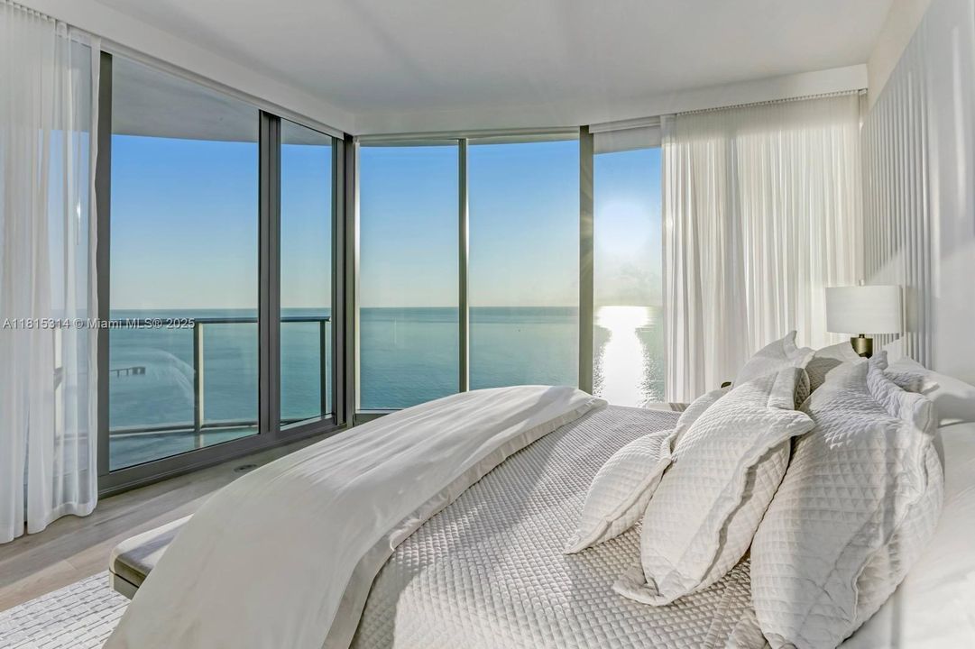 На продажу: $6,449,000 (3 спален, 4 ванн, 2688 Квадратных фут)