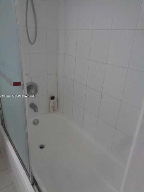 Activo con contrato: $249,000 (1 camas, 1 baños, 0 Pies cuadrados)