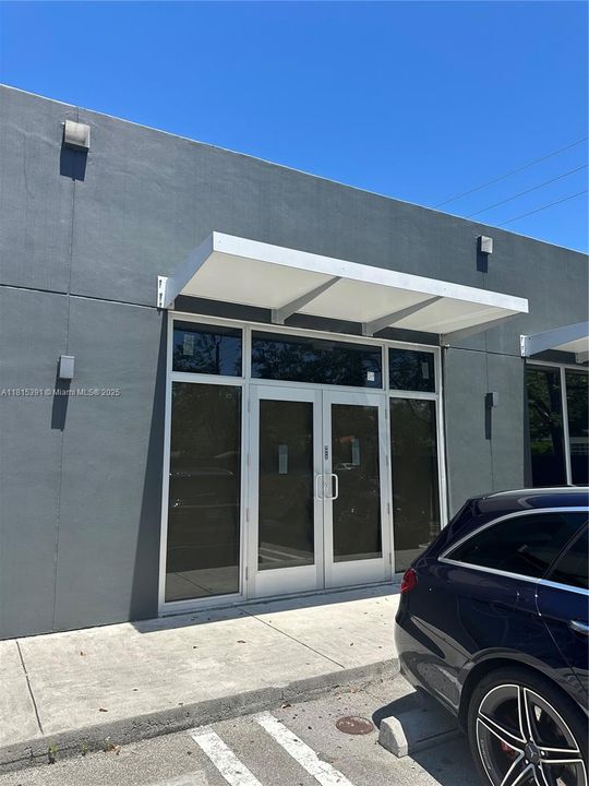 Recently Rented: $2,200 (0 beds, 0 baths, 0 Square Feet)