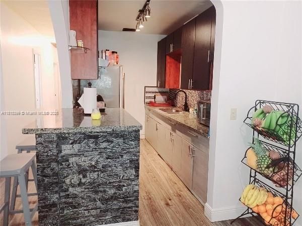 На продажу: $800,000 (0 спален, 0 ванн, 1580 Квадратных фут)